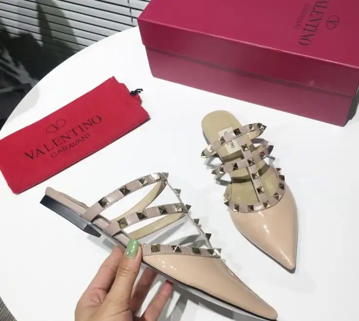 hype Valentino High Heels