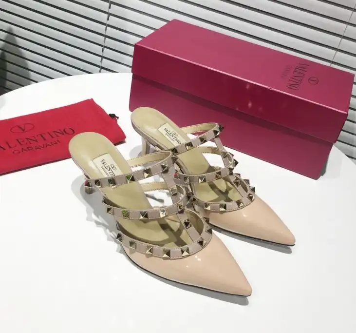 hype Valentino High Heels