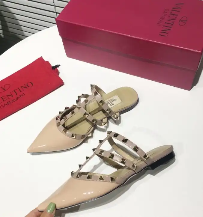 hype Valentino High Heels