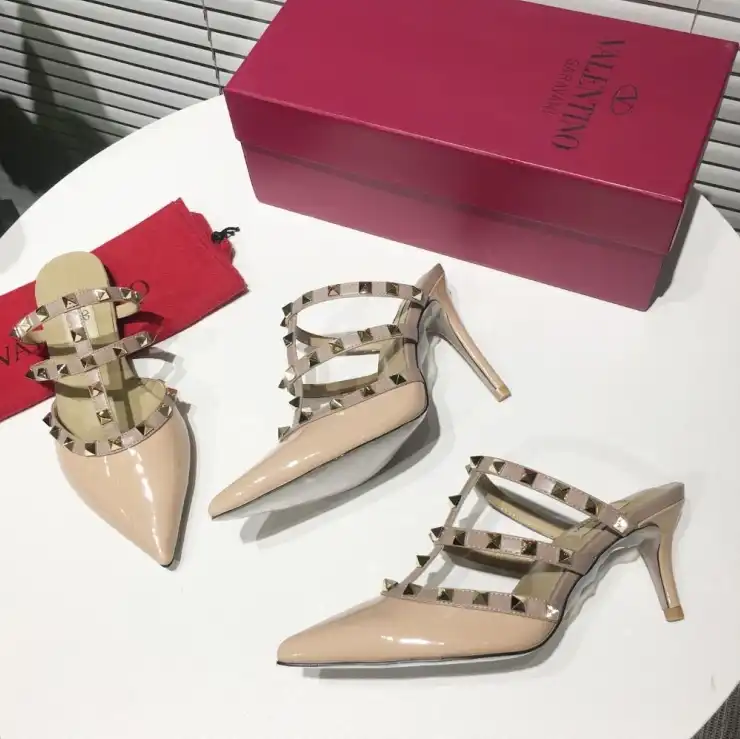 hype Valentino High Heels