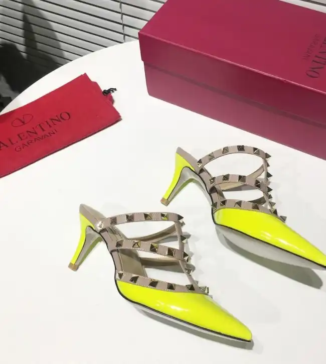 hype Valentino High Heels