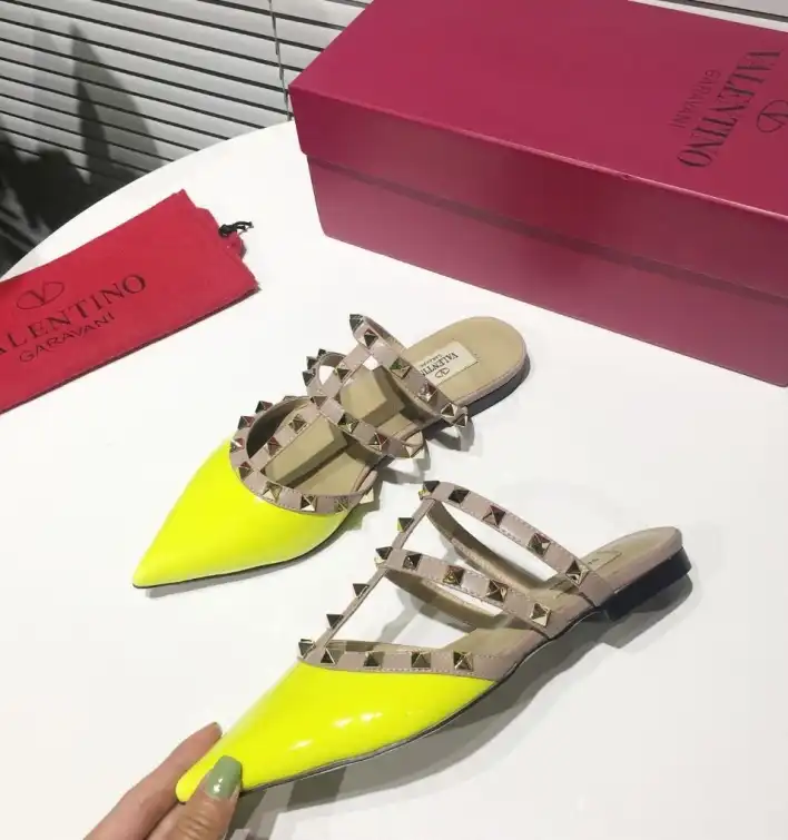 hype Valentino High Heels