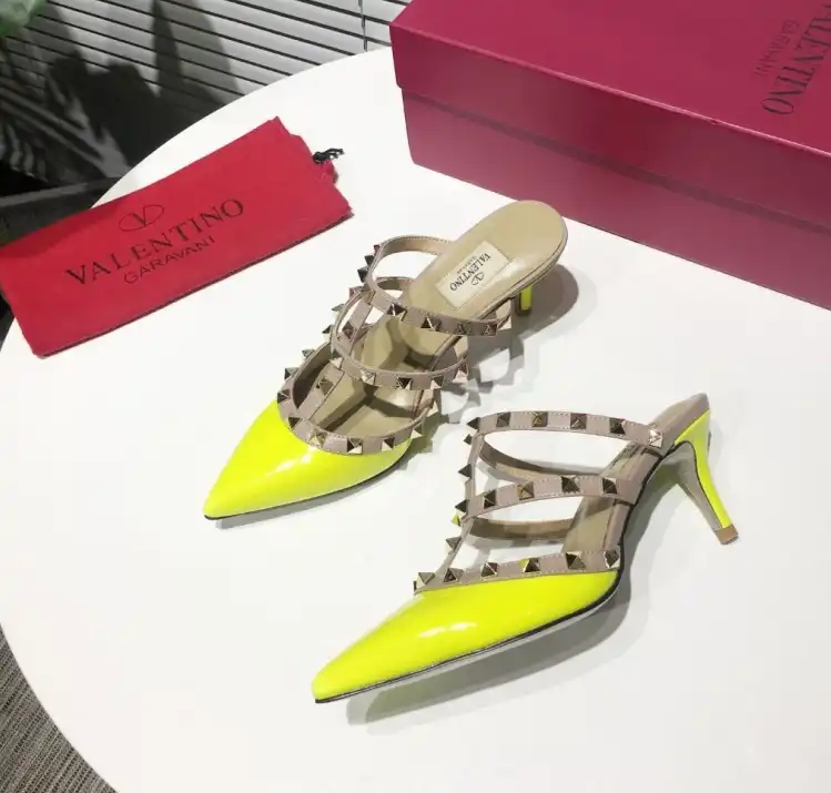 hype Valentino High Heels