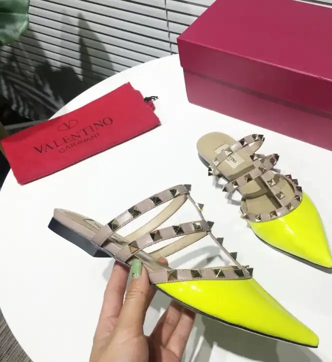 hype Valentino High Heels