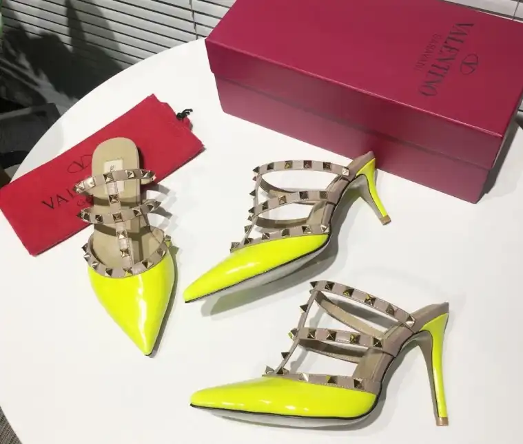 hype Valentino High Heels