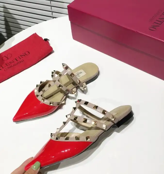 hype Valentino High Heels