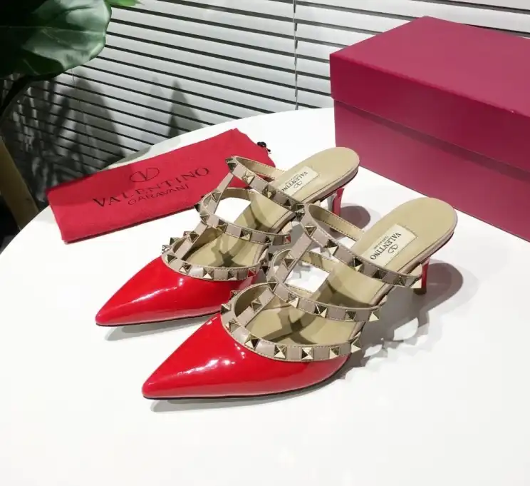 hype Valentino High Heels