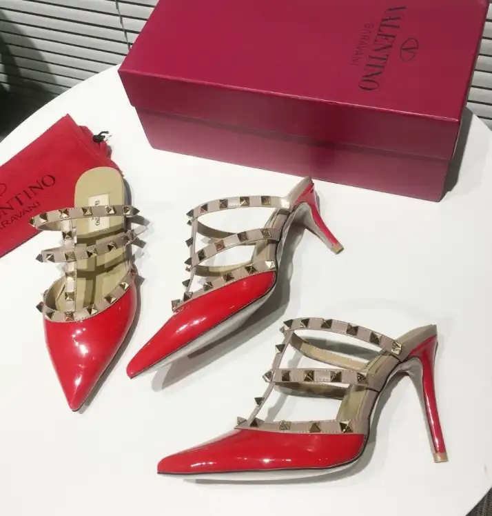 hype Valentino High Heels