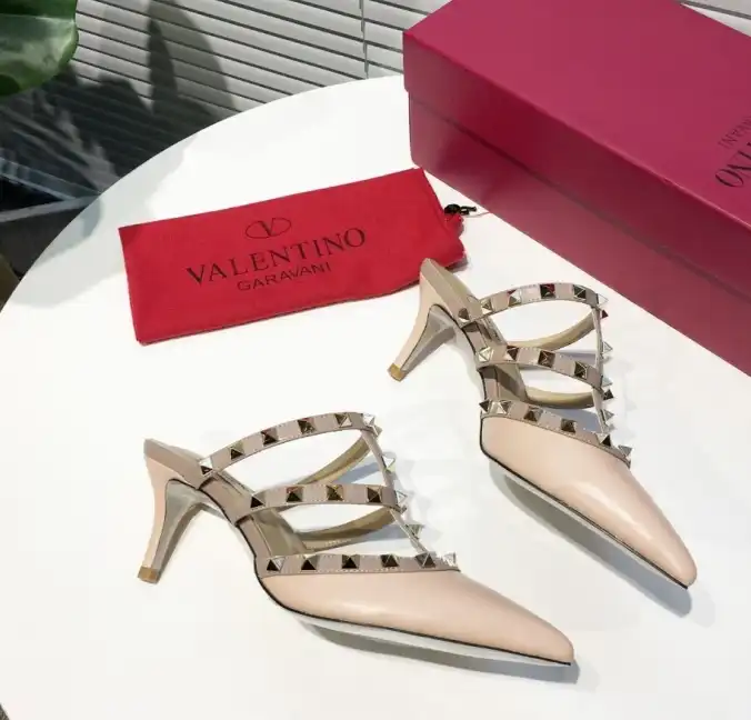 hype Valentino High Heels