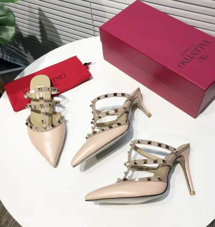 hype Valentino High Heels