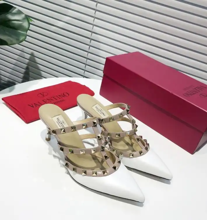 hype Valentino High Heels