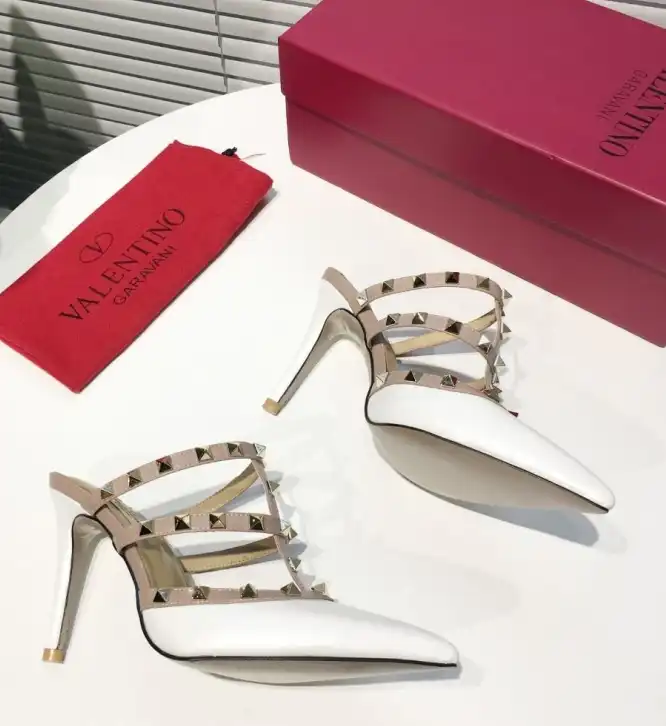 hype Valentino High Heels