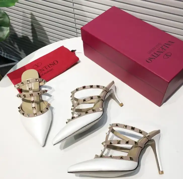 hype Valentino High Heels