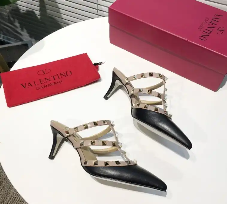 hype Valentino High Heels