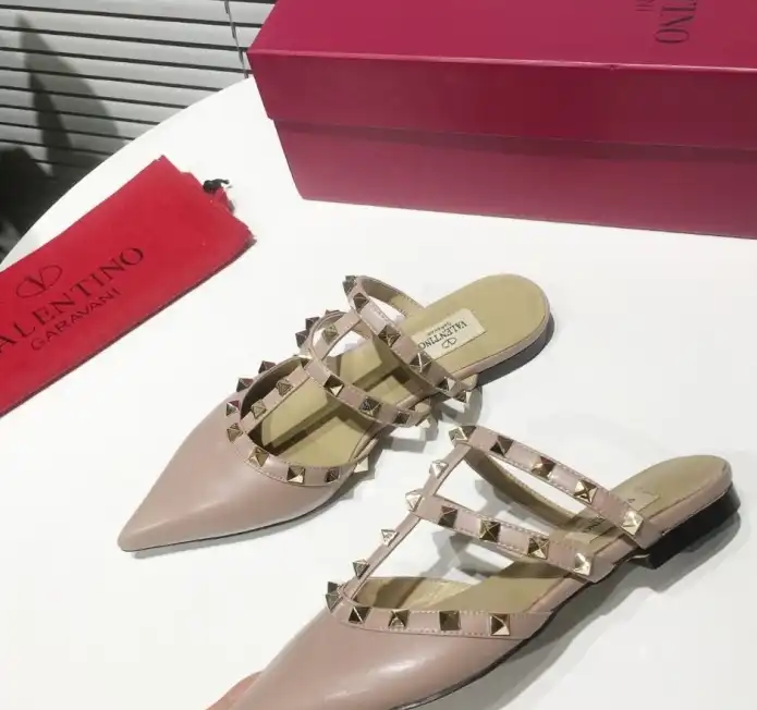 hype Valentino High Heels