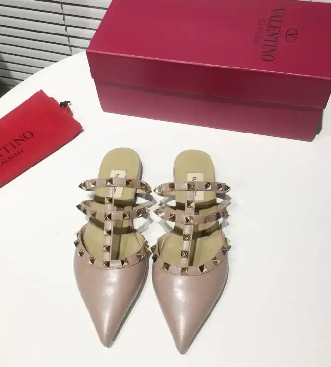 hype Valentino High Heels