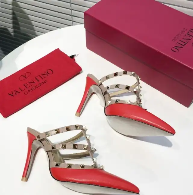 hype Valentino High Heels