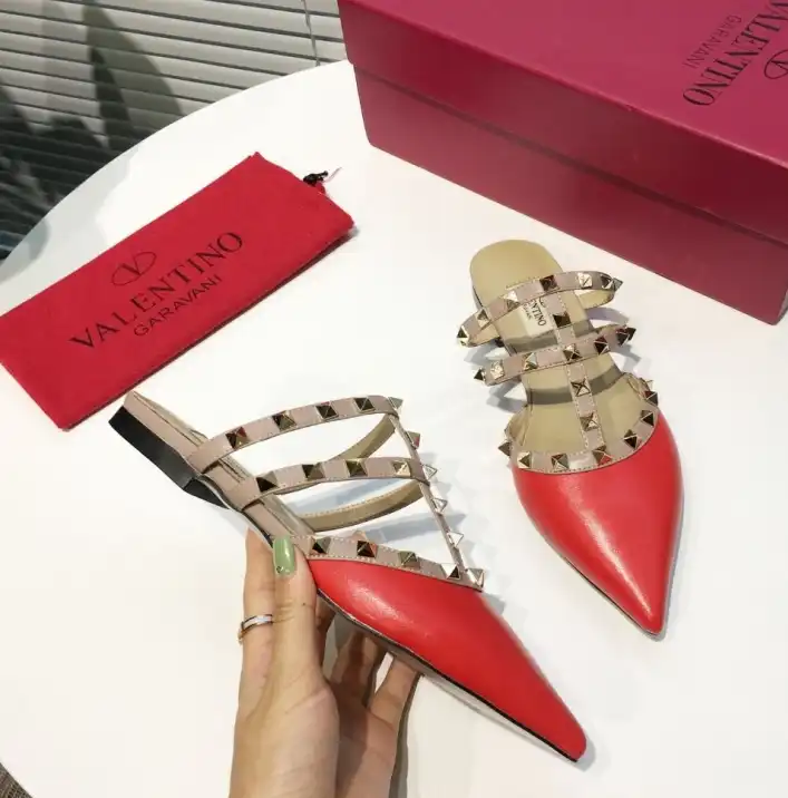 hype Valentino High Heels