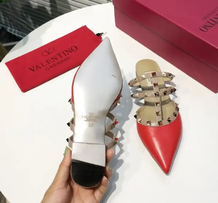 hype Valentino High Heels