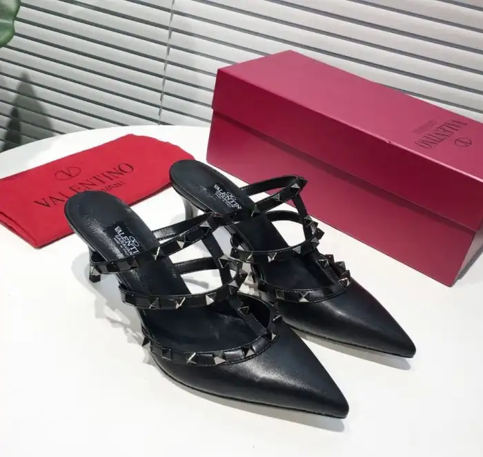 hype Valentino High Heels