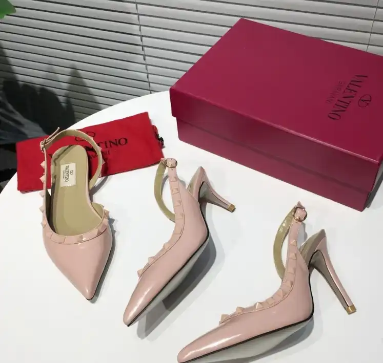 hype Valentino High Heels