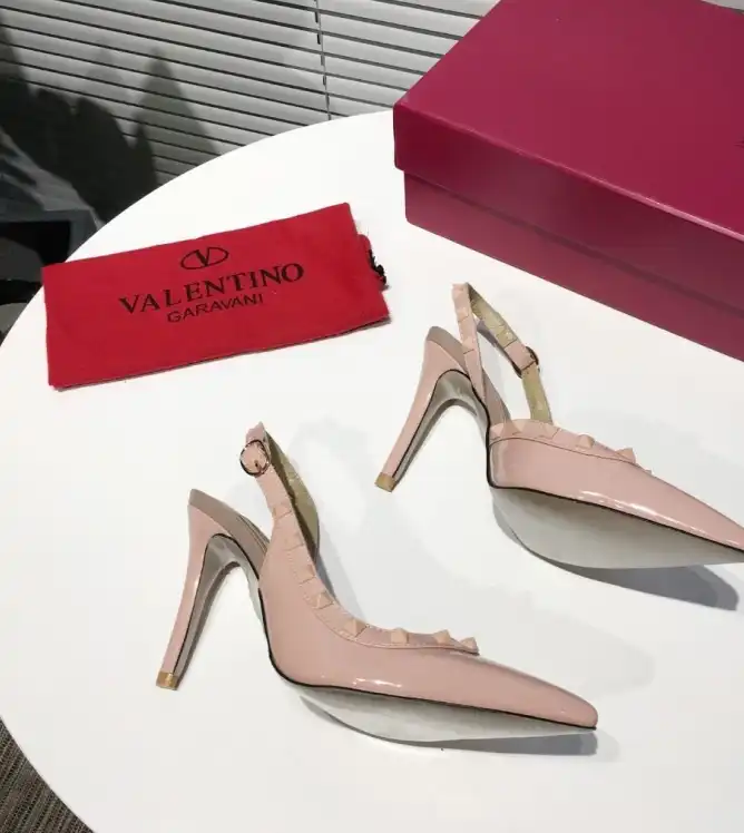 hype Valentino High Heels