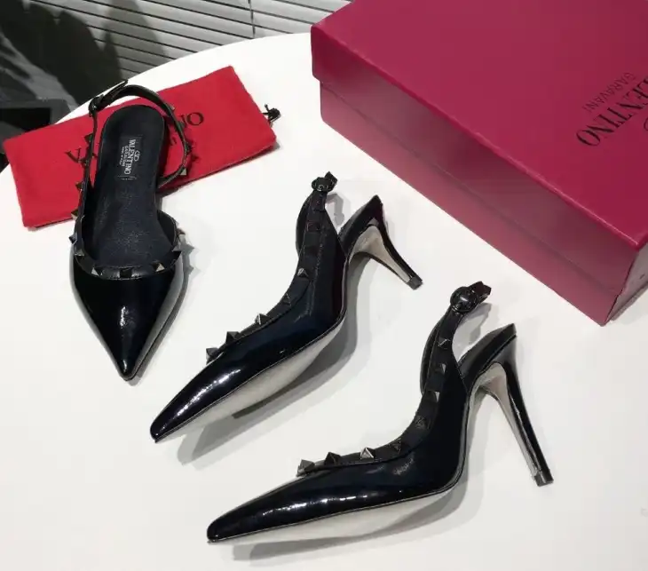 hype Valentino High Heels