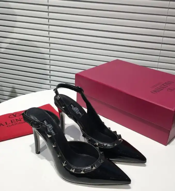 hype Valentino High Heels