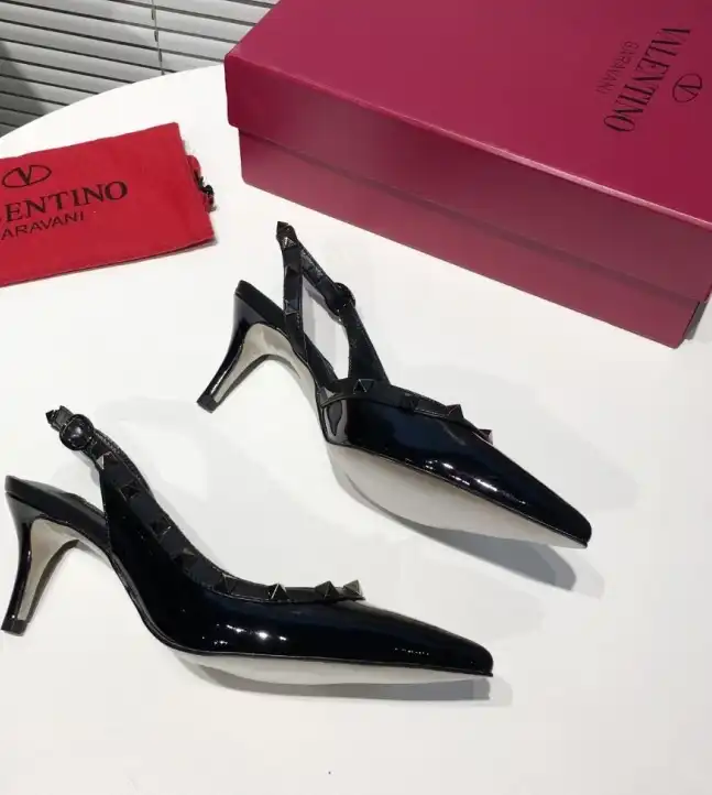 hype Valentino High Heels