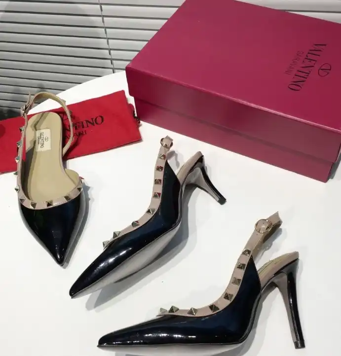 hype Valentino High Heels