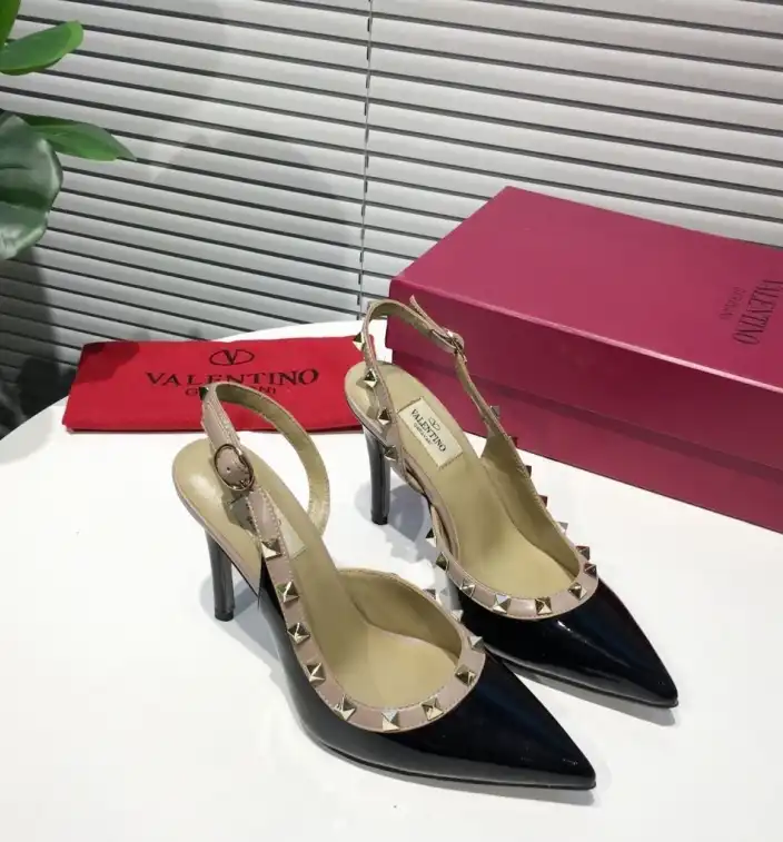 hype Valentino High Heels