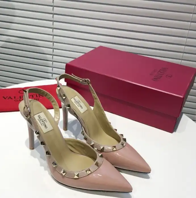 hype Valentino High Heels