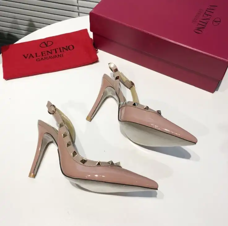 hype Valentino High Heels