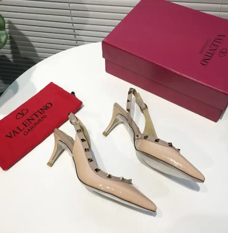 hype Valentino High Heels