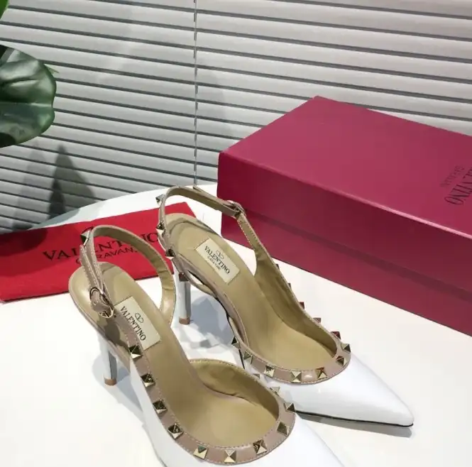 hype Valentino High Heels