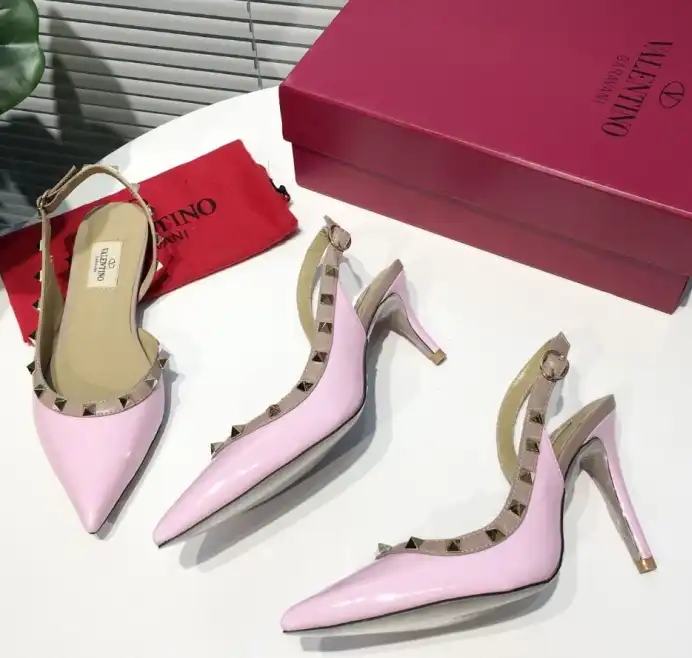 hype Valentino High Heels