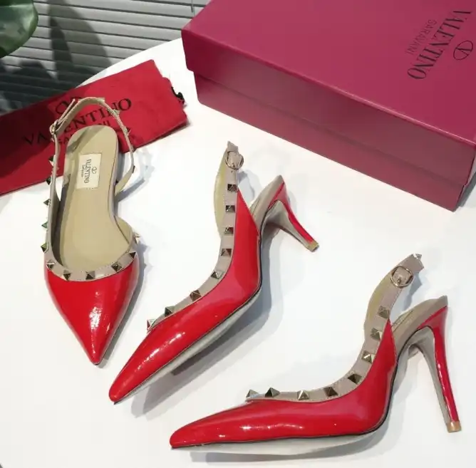 hype Valentino High Heels