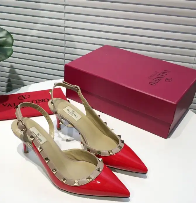 hype Valentino High Heels