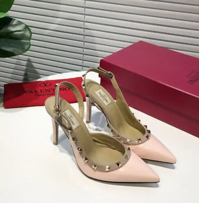 hype Valentino High Heels