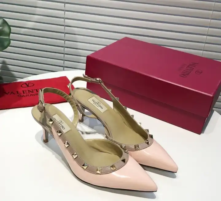 hype Valentino High Heels