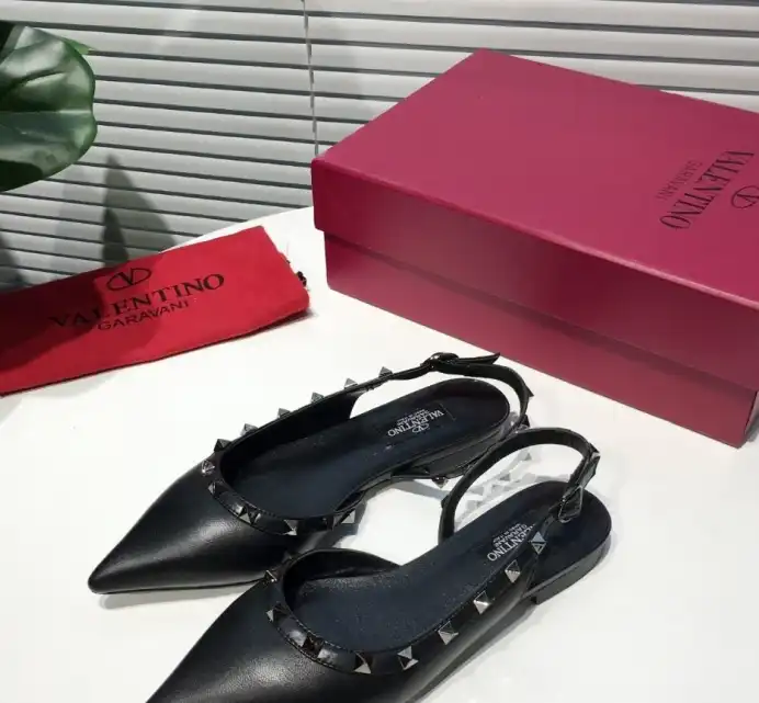 hype Valentino High Heels