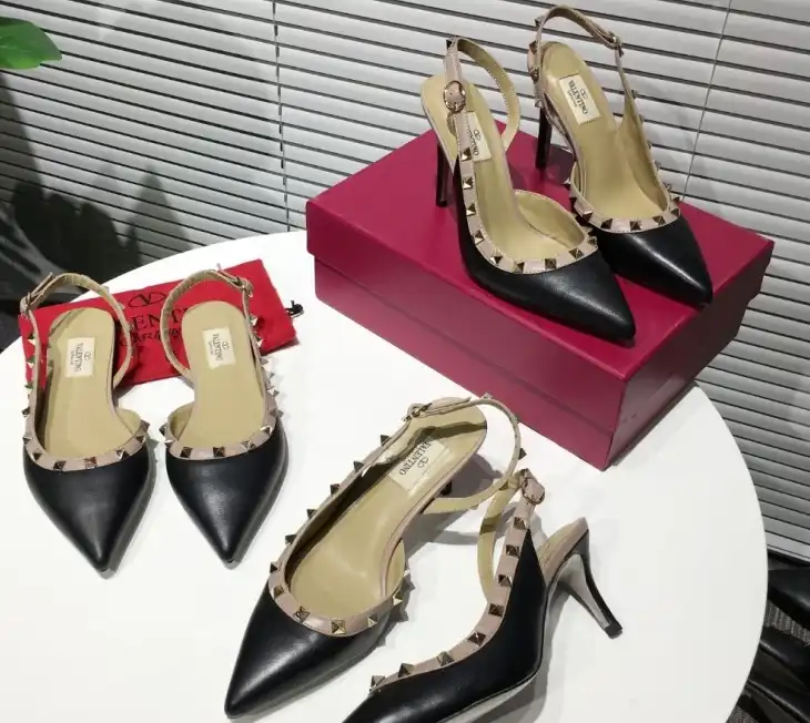 hype Valentino High Heels