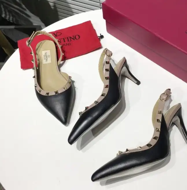 hype Valentino High Heels