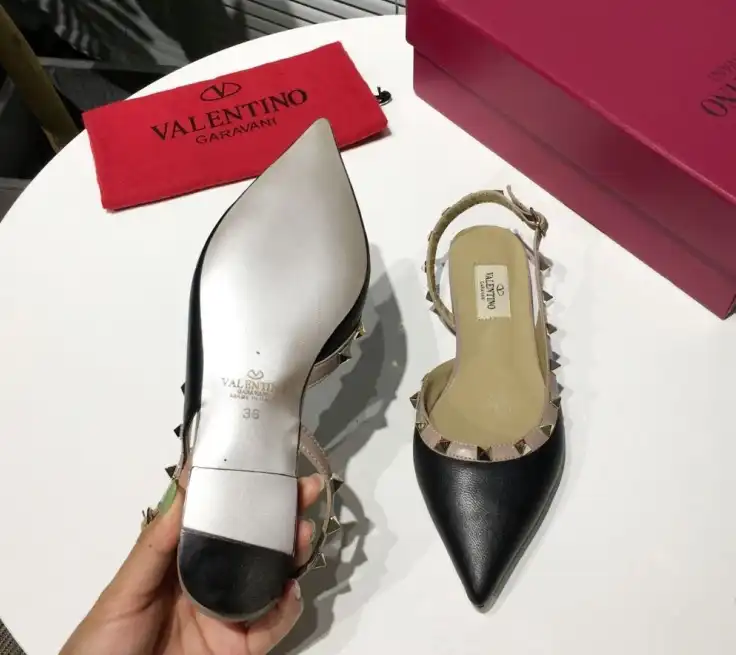 hype Valentino High Heels