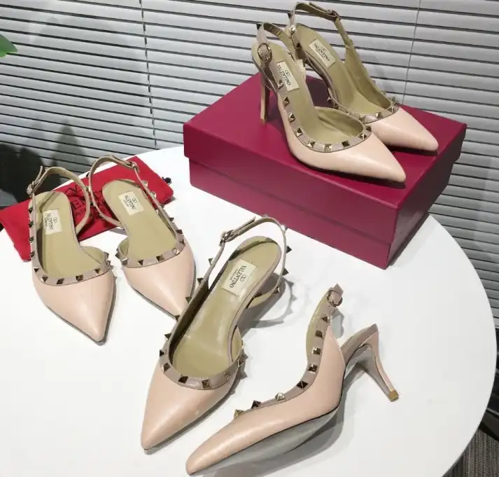 hype Valentino High Heels