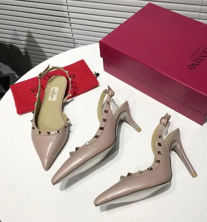 hype Valentino High Heels