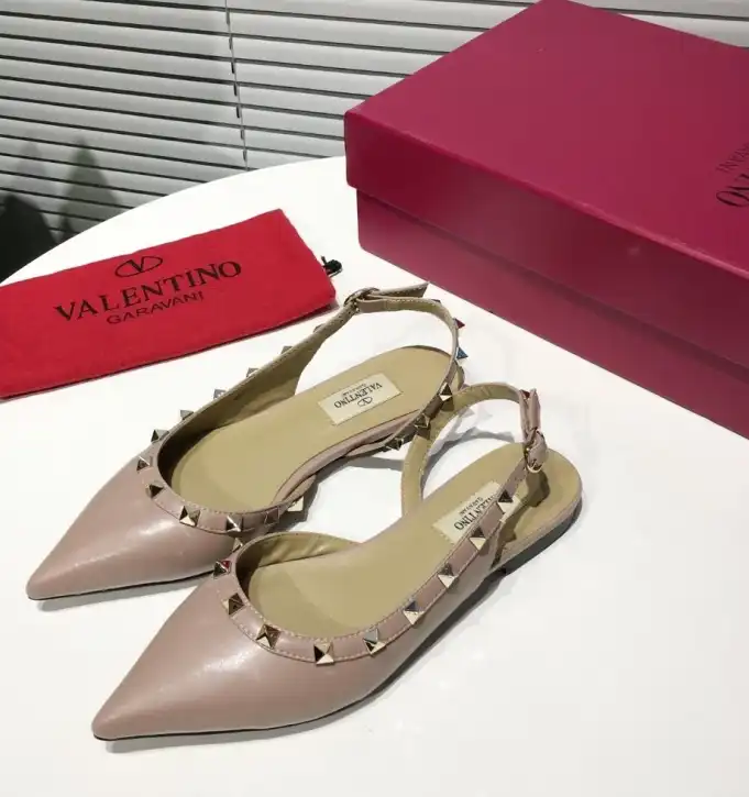 hype Valentino High Heels