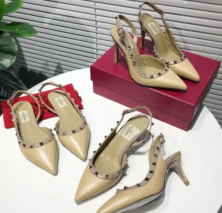 hype Valentino High Heels