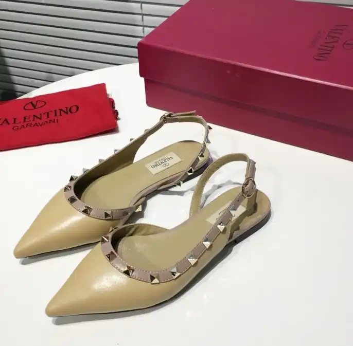 hype Valentino High Heels