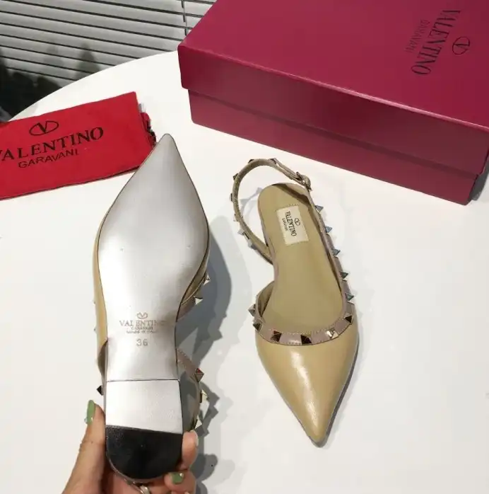 hype Valentino High Heels